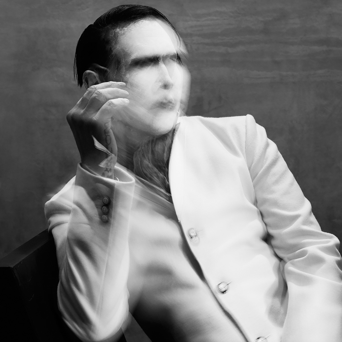 Обложка Marilyn Manson — The Pale Emperor