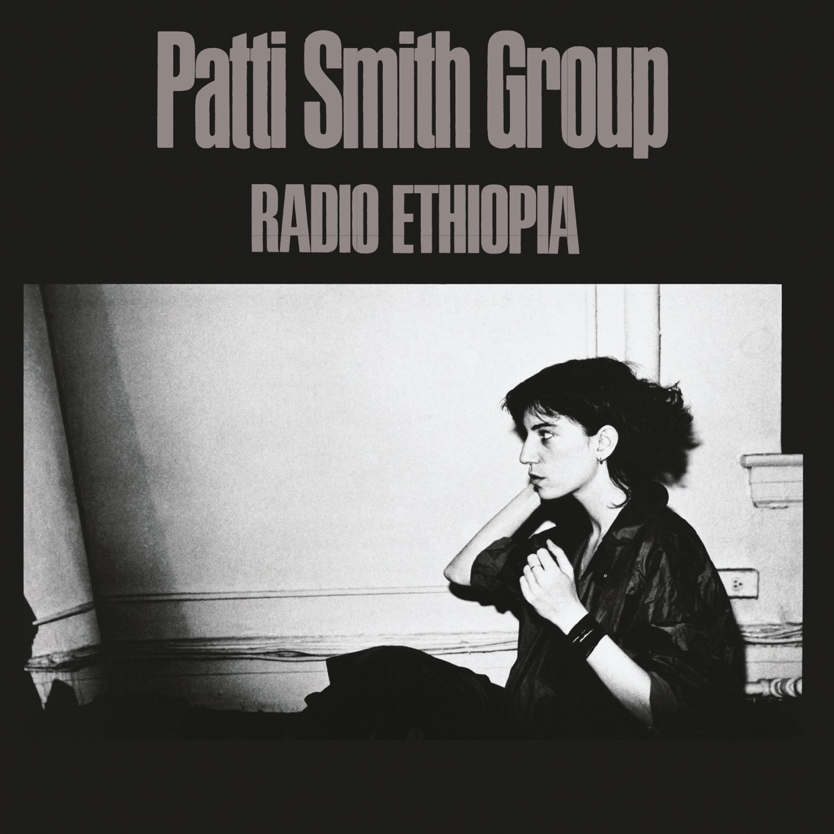 Обложка Patti Smith — Radio Ethiopia