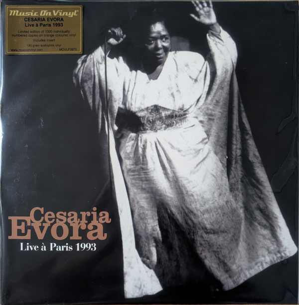 Обложка Cesária Évora — Live A Paris 1993