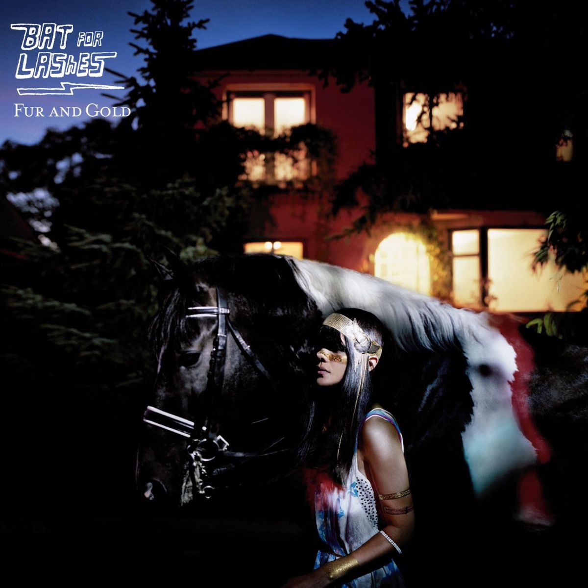 Обложка Bat For Lashes — Fur And Gold