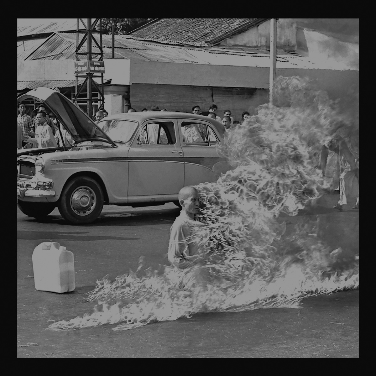 Обложка Rage Against the Machine — Rage Against The Machine