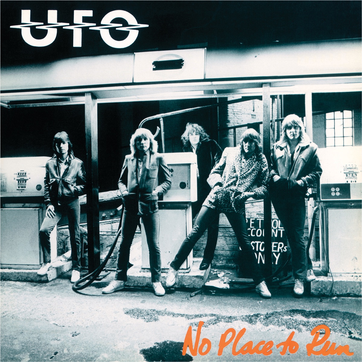 Обложка UFO — No Place To Run