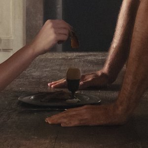 Обложка Charli xcx — Wuthering Heights