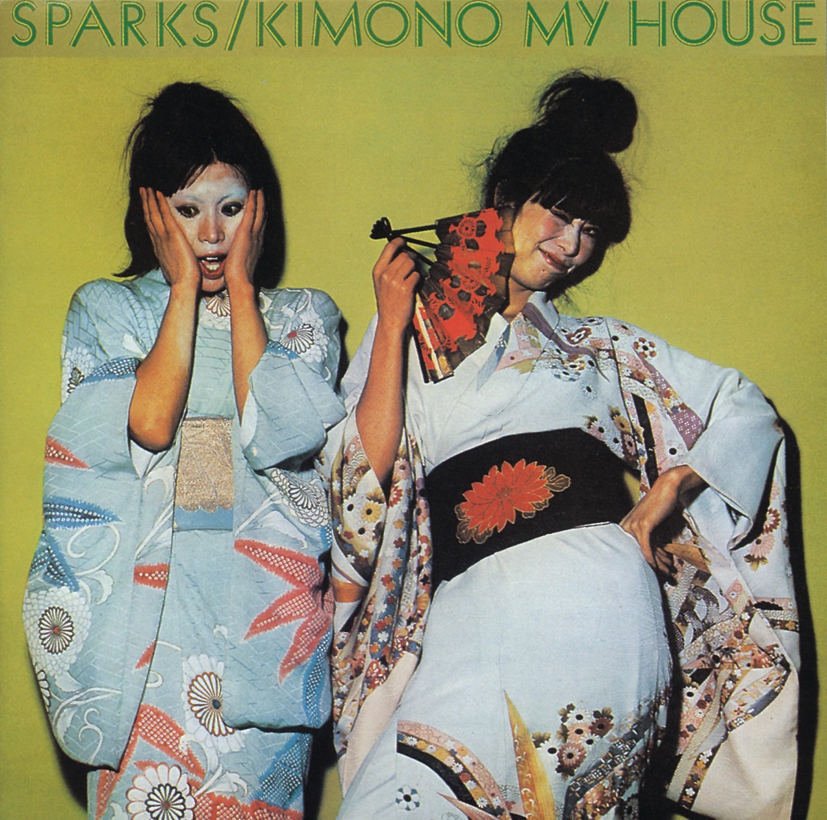 Обложка Sparks — Kimono My House