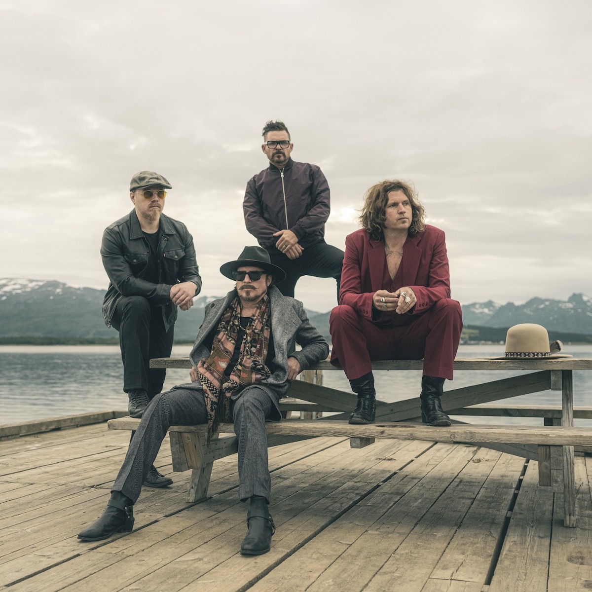 Rival Sons